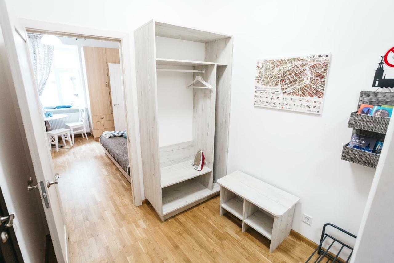 Krakivska 24 Leilighet Lviv Eksteriør bilde